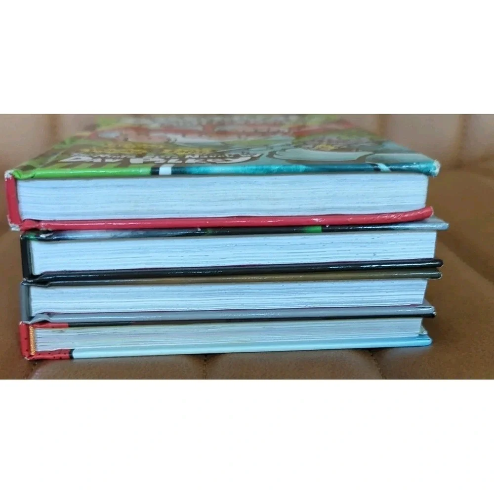 Captain Underpants Book Lot Of 10 Pilkey Scholastic Mix Of‎ Soft And Hardcover